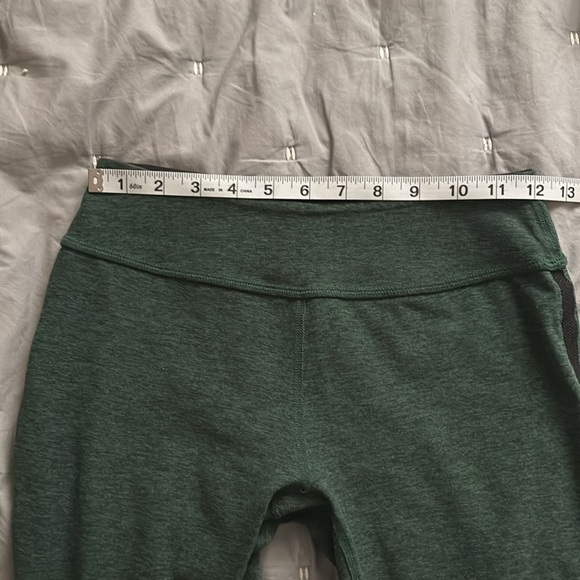 Women’s Beyond Yoga Spacedye Green Mid Rise Leggings Size Small - Picture 10 of 12